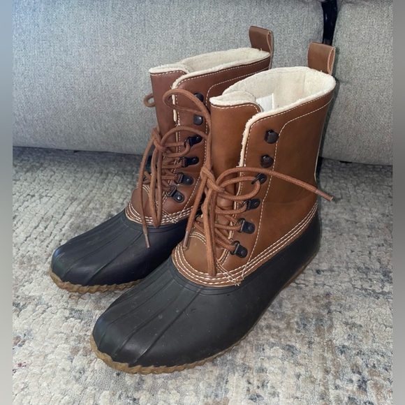 Esprit Harbour duck boots size 9.5 - Picture 1 of 4